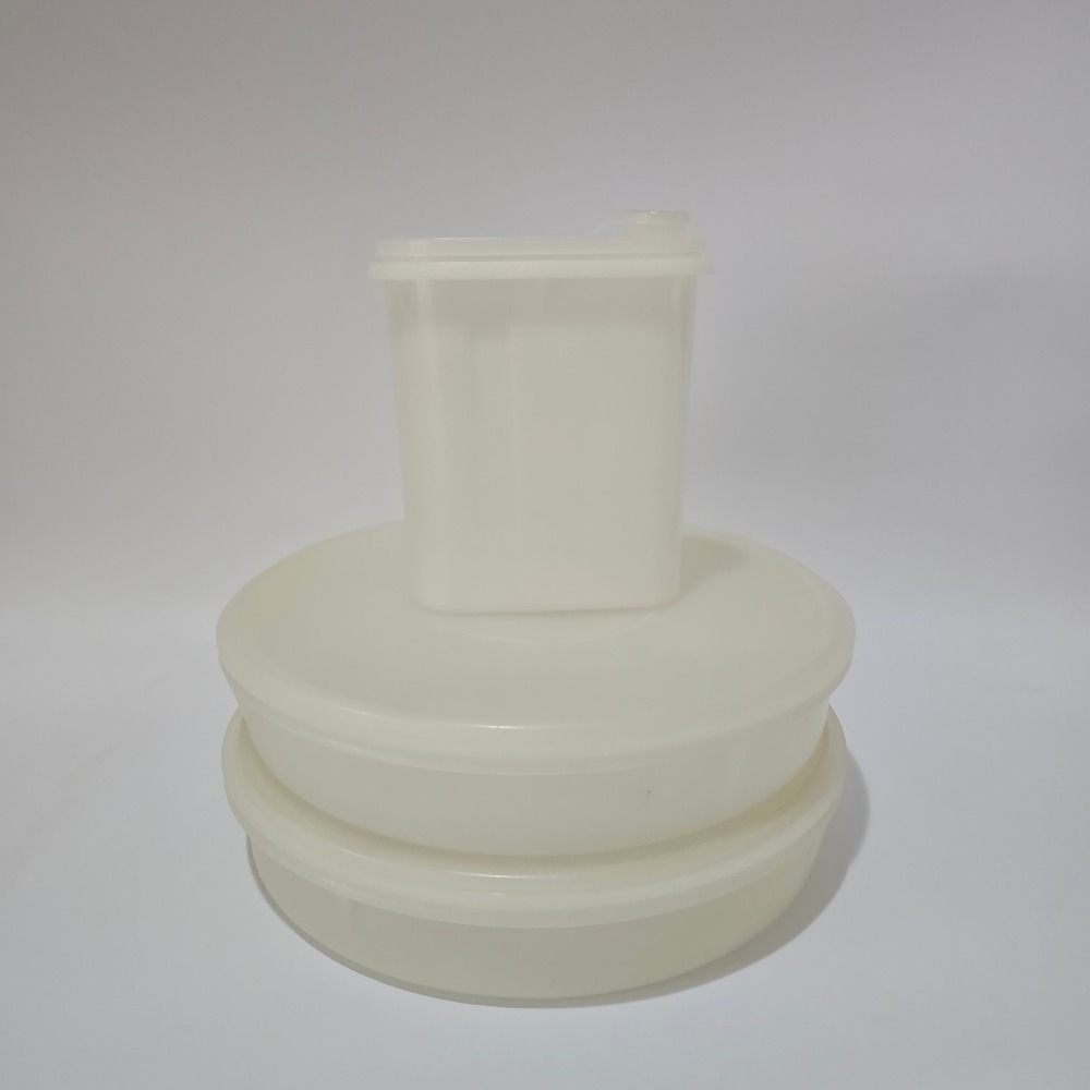 Tupperware Storage Set 2 Round Pie Containers and 1qt Store Pour Bev Container